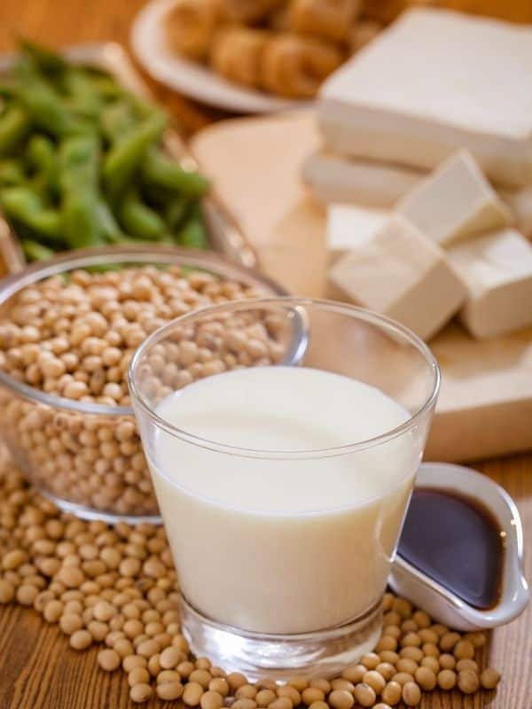 13 Best Foods To Eat During Menopause To Reduce Symptoms